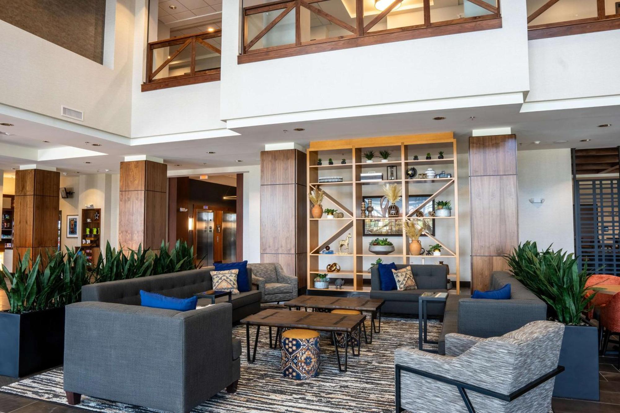 Drury Plaza Hotel Dallas Арлингтон Экстерьер фото